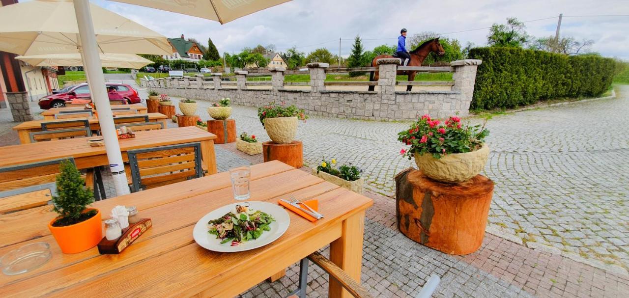 Hotel Farma Vysoká Chrastava Esterno foto