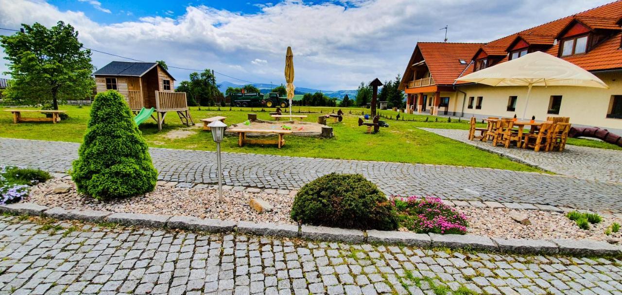 Hotel Farma Vysoká Chrastava Esterno foto