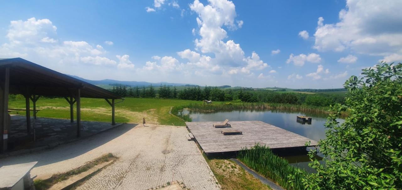 Hotel Farma Vysoká Chrastava Esterno foto