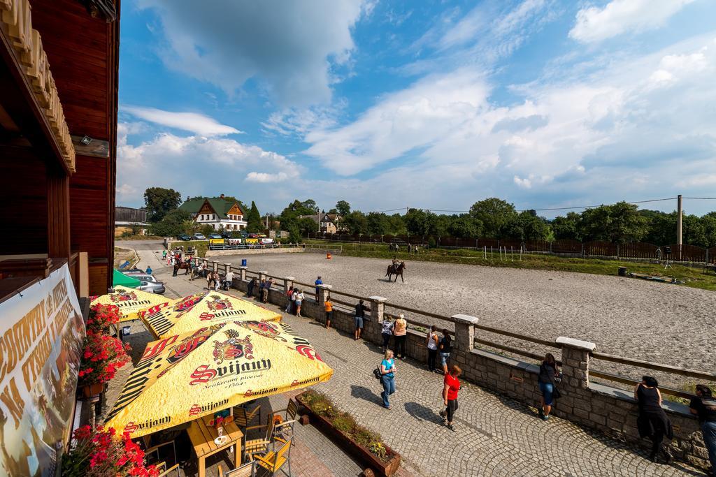 Hotel Farma Vysoká Chrastava Esterno foto