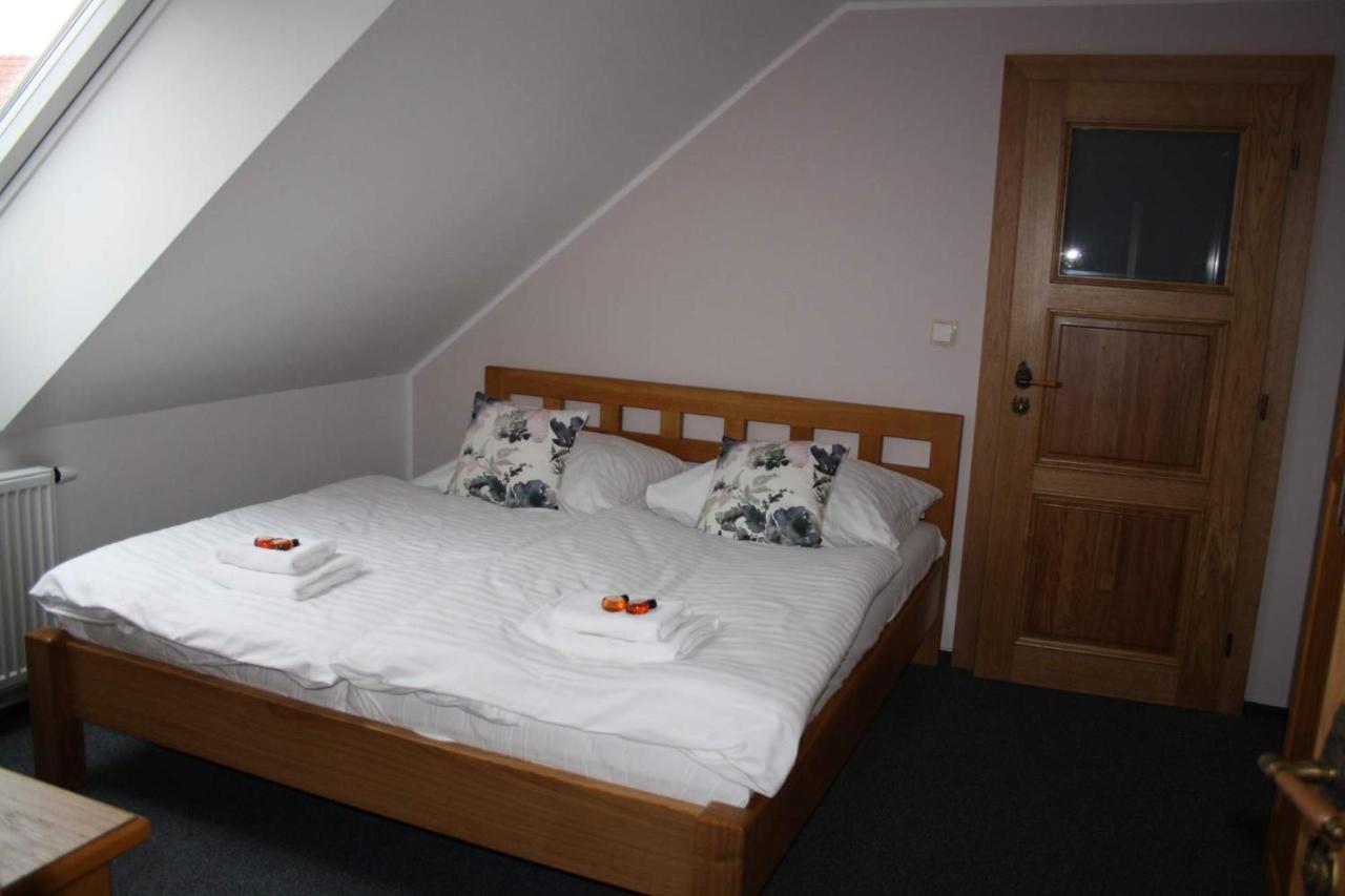 Hotel Farma Vysoká Chrastava Esterno foto